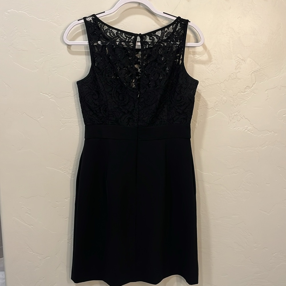 EUC White House Black Market Dress - Picture 5 of 7
